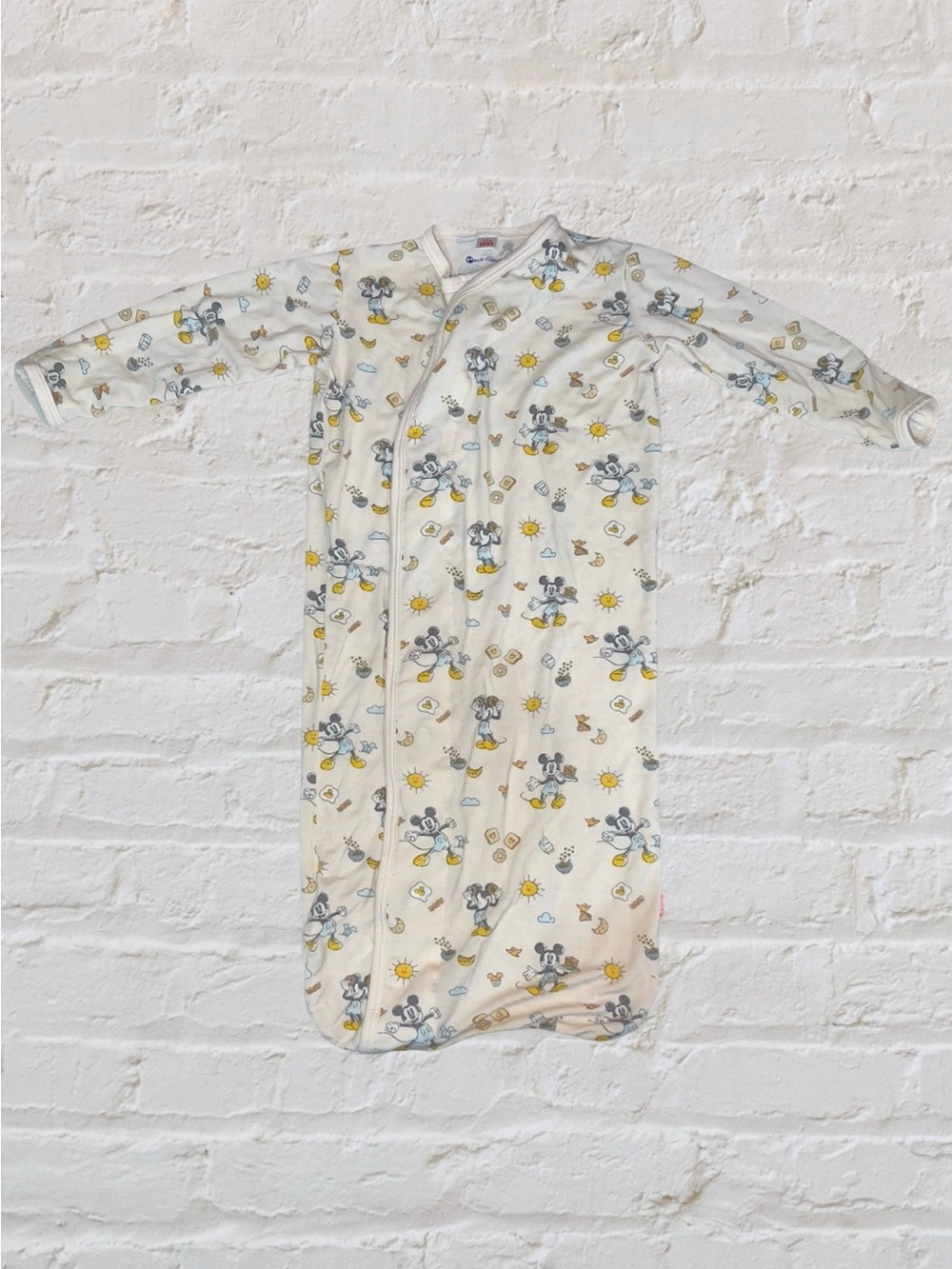 NWOT MAGNETIC ME GOWN DISNEY SIZE NB-3M